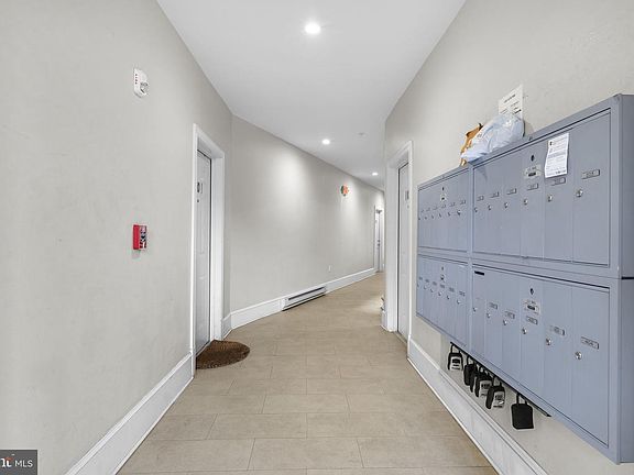 5th image of 1201 Q St NW APT 304