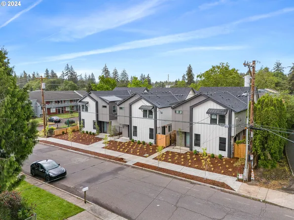 2381 SE 135th Ave #6, Portland, OR 97233
