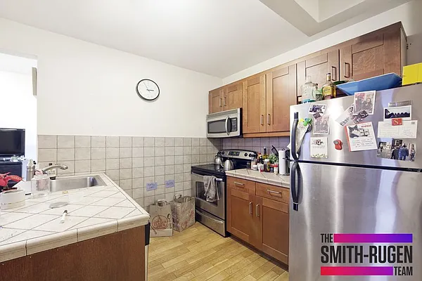 Rented by Zumper Inc | media 24