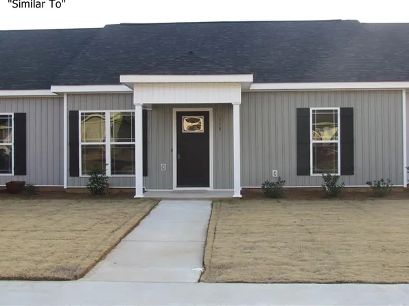 203 Washington Place Dr, Perry, GA 31069