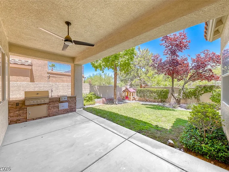 2122 Mooreview St — Photo 40