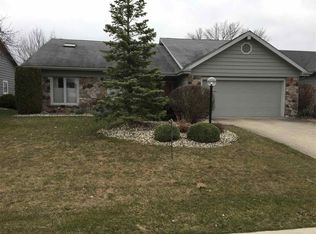 924 Mill Lake Rd, Fort Wayne, IN 46845