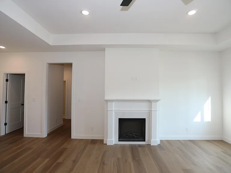 4605 Chambers Bay Dr — Photo 16