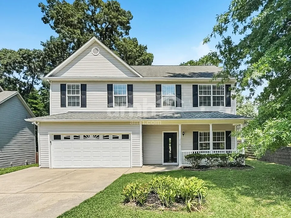 218 Spinel Ln