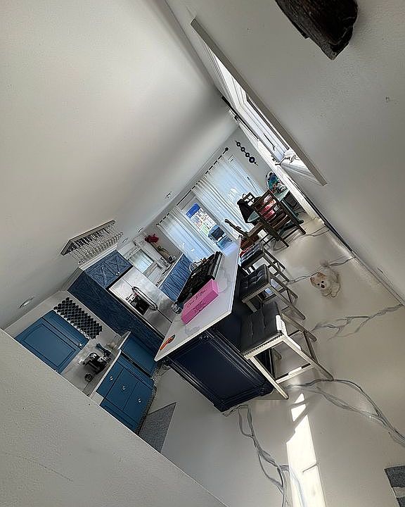 2nd image of 18 Gotham Ave