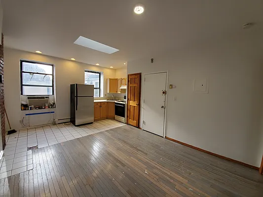 Rented by Ideal Properties Group | media 14