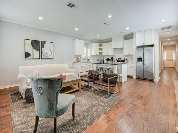 921 Kern St, Houston, TX 77009