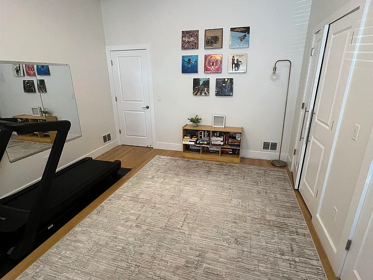 146 Hancock Ave #1 — Photo 15