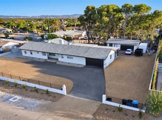 9035 W Hammer Ln, Las Vegas, NV 89149