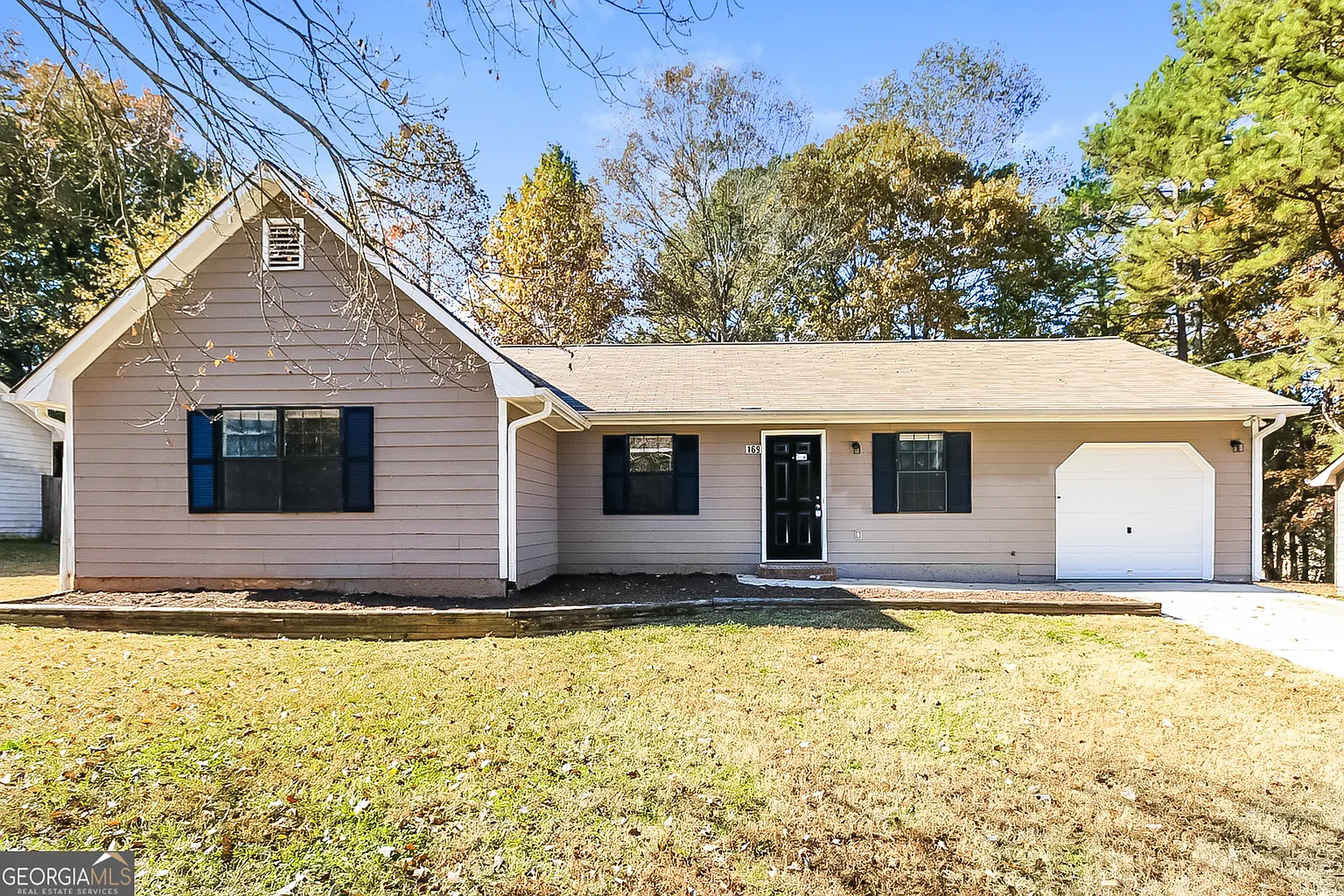 169 Adrian Dr photo 1