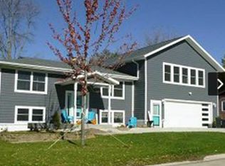 2429 Elm Dr, Fort Dodge, IA 50501