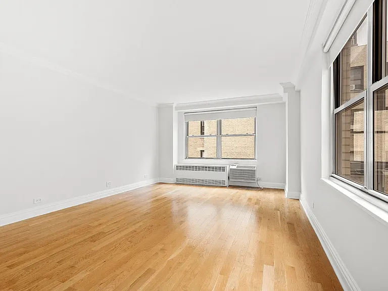 210 W 89th St #12D — Photo 3
