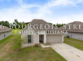 356 Bourgeois St, Brusly, LA 70719