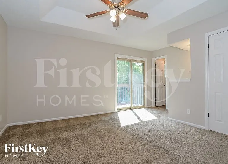 6733 NW Sioux Dr — Photo 8