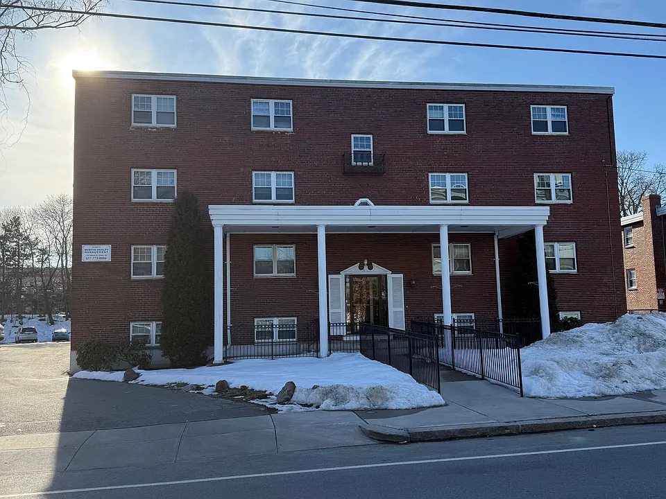 145 WILLARD STREET
