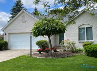 2456 Plum Leaf Ln, Toledo, OH 43614