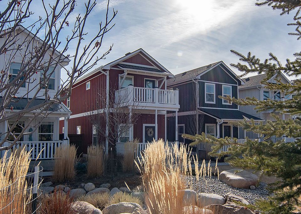 1st image of 120 Barnwood Cir