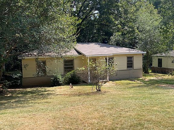 3rd image of 1520 Buford Ave