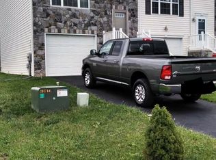 103 Kensington Terrace Dr, Martinsburg, WV 25405