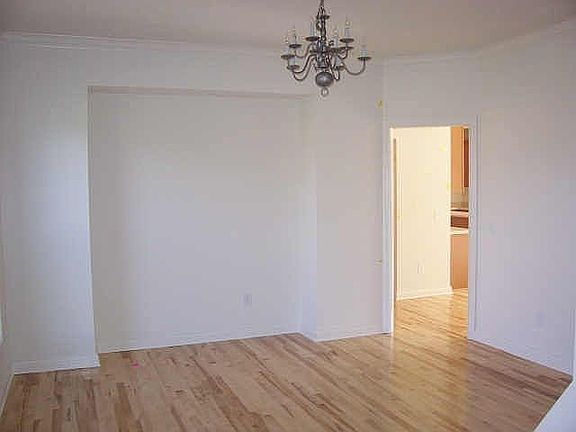 Dining Rm