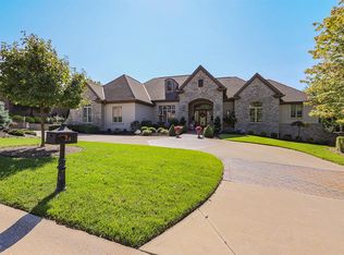 24 Stardust Point, Fort Thomas, KY 41075