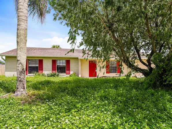 431 Veronica Ave NE, Palm Bay, FL 32907