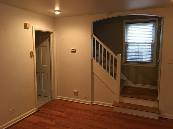 2nd image of 415 Geneva Ave