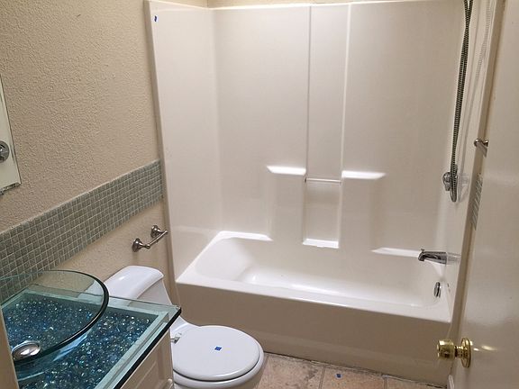 5th image of 206 Linfield Dr