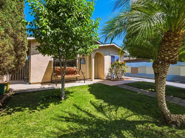 4626 Calle De Retiro, Oceanside, CA 92057