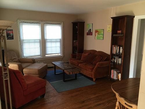2nd image of 138 N 18th Ave