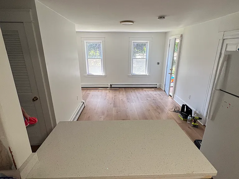 122 Market St #1 — Photo 3