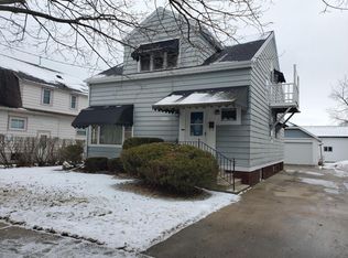 2604 Monroe St, Two Rivers, WI 54241