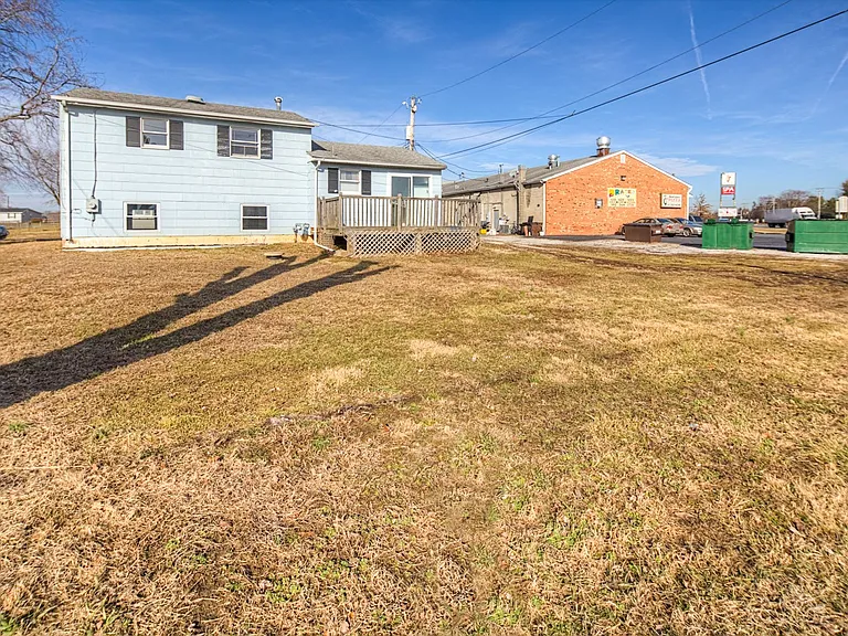203 Sycamore Rd — Photo 13