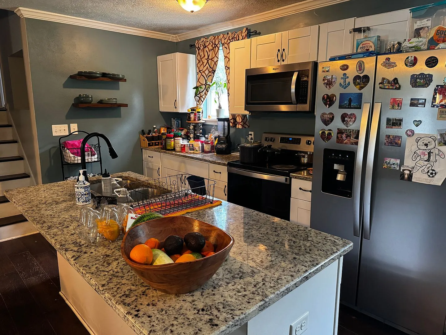 Prime Location Rental! — Photo 4