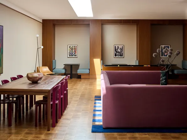 2-33 50th Avenue image 9 of 19