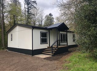 8443 Fletcher Bay Rd NE, Bainbridge Island, WA 98110