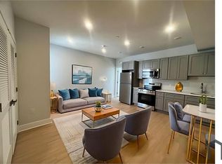 3860 Brown St #6, Philadelphia, PA 19104
