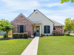 1102 Christopher St, New Iberia, LA 70563