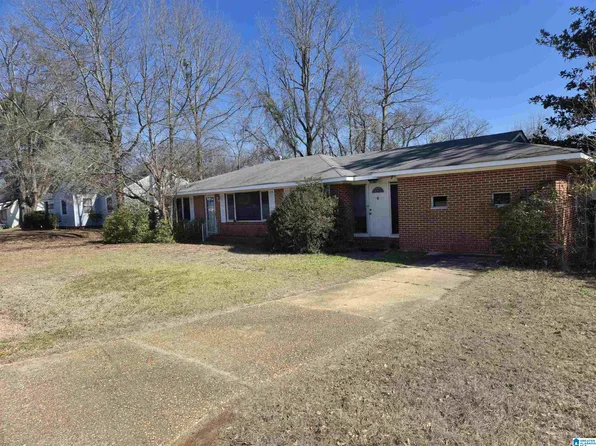 919 University Ln, Tuscaloosa, AL 35401
