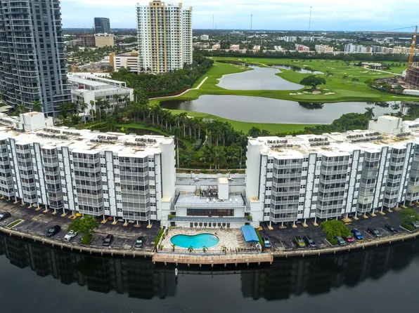 300 Diplomat Parkway #309, Hallandale Beach, FL 33009