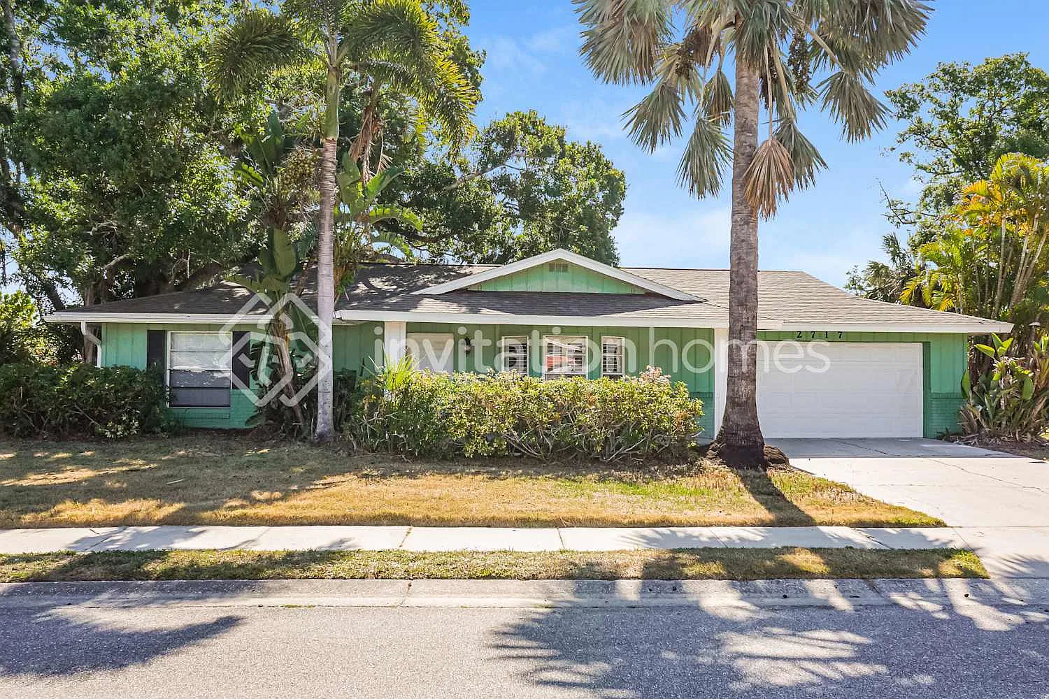 2717 Pursell Cir Sarasota, FL 34232 — Photo 1