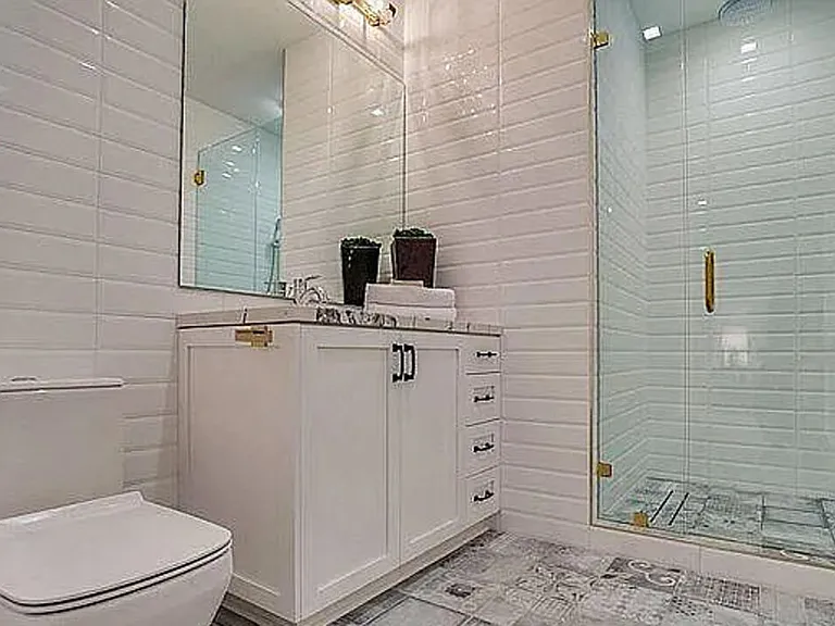 1524 N Sierra Bonita Ave — Photo 12