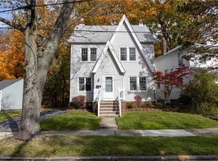 3617 Randolph Rd, Cleveland, OH 44121