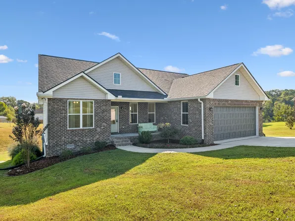 164 Lena Loop, Burns, TN 37029