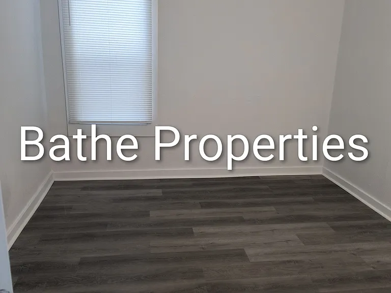 1440 Shuler Ave #1 — Photo 9