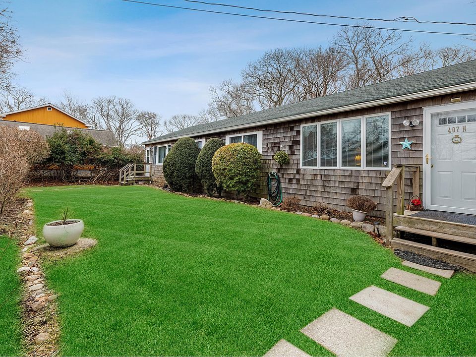 1st image of 407 W Lake Dr