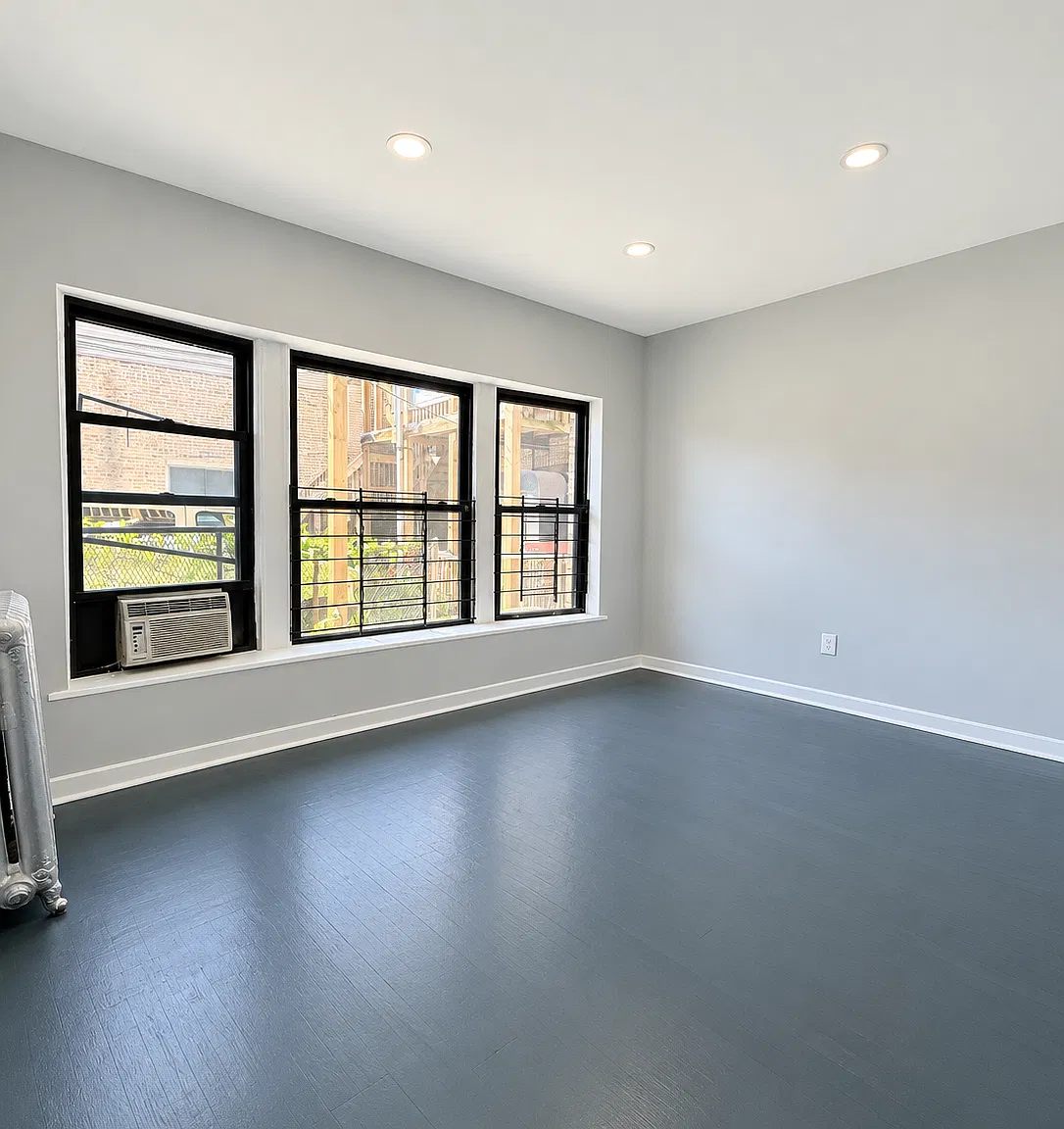 3 bed, $3,150 — Photo 2