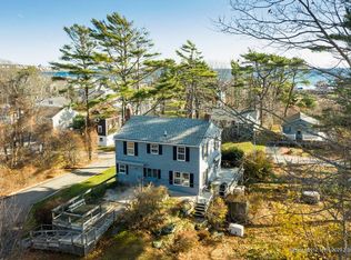 7 Acorn St, York, ME 03909