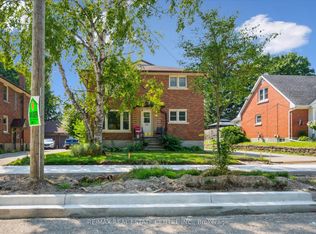 115 Marlborough Ave #3, Kitchener, ON N2M 1H7