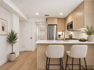 92 Chelsea St #1, Boston, MA 02128